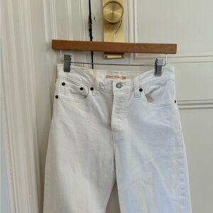 Vintage White Levi’s wedgie straight jeans